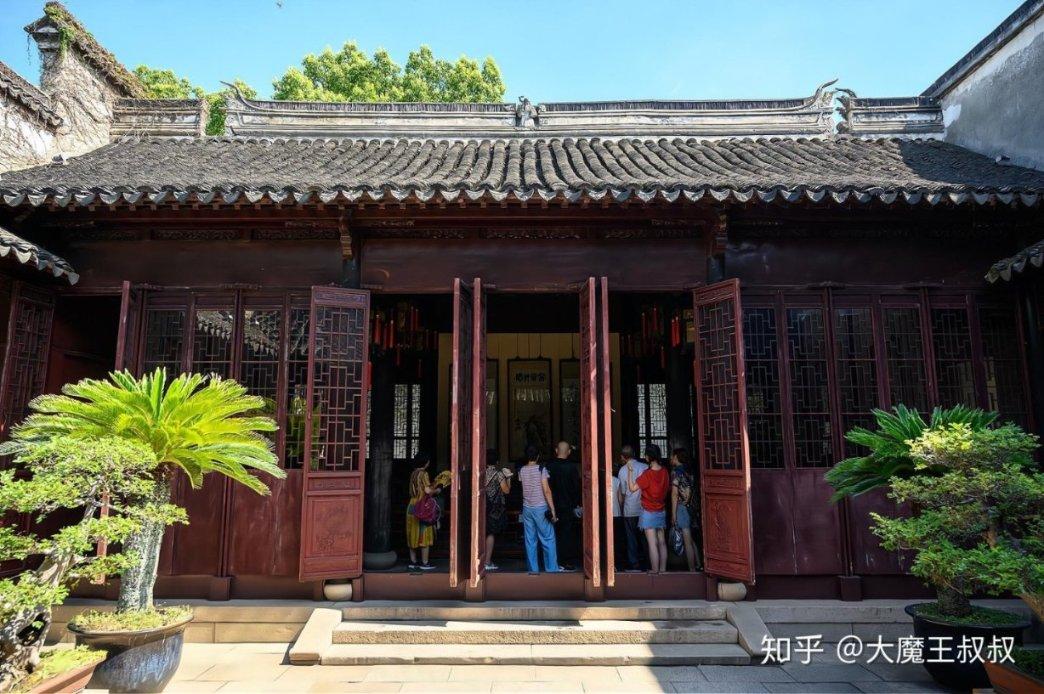 虫虫助手下载